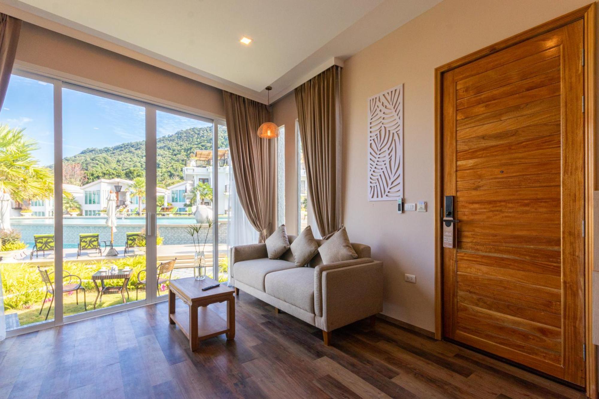 Vannee Golden Sands Beachfront Resort Haad Rin Esterno foto