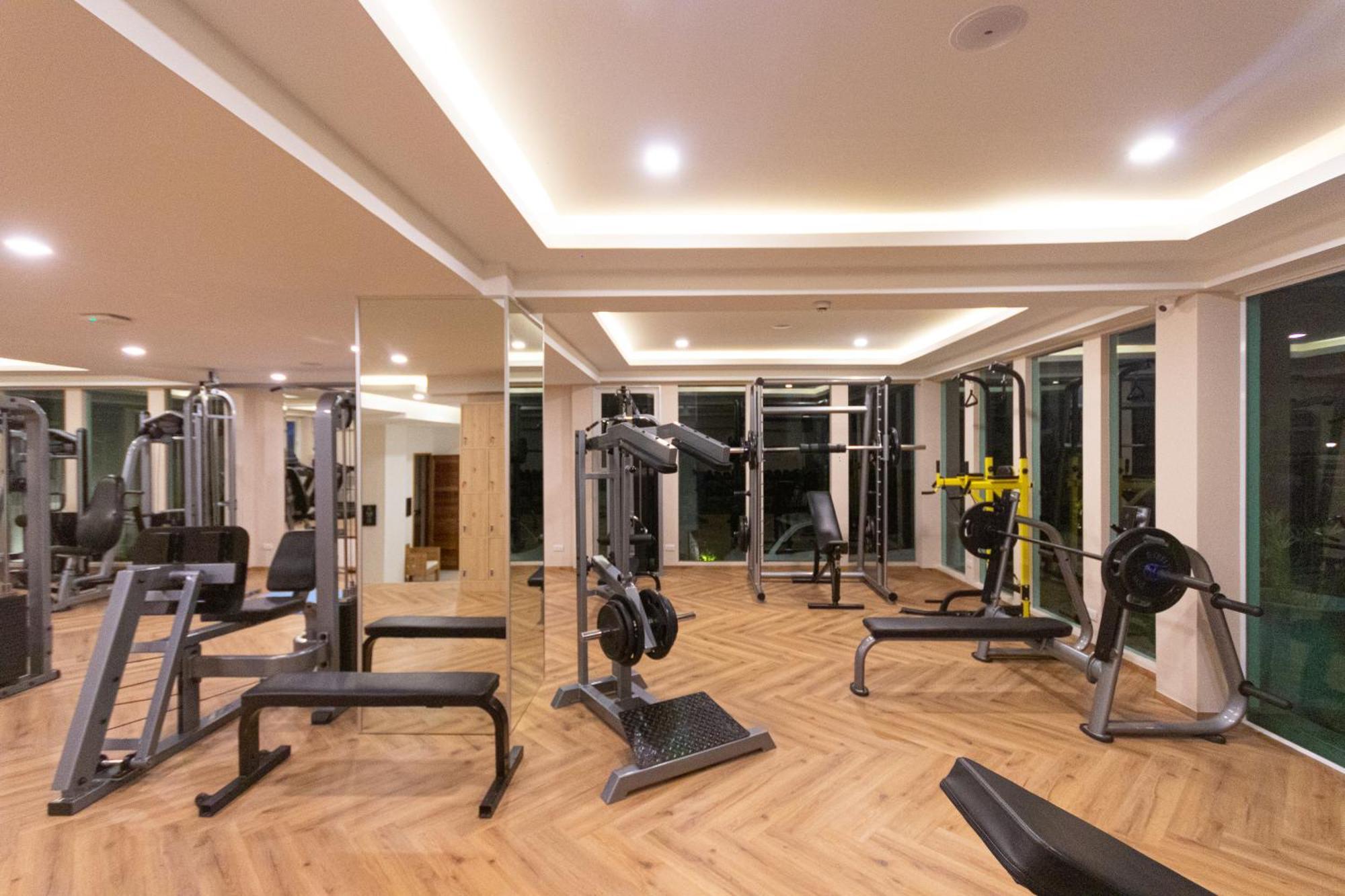 Vannee Golden Sands Beachfront Resort Haad Rin Esterno foto