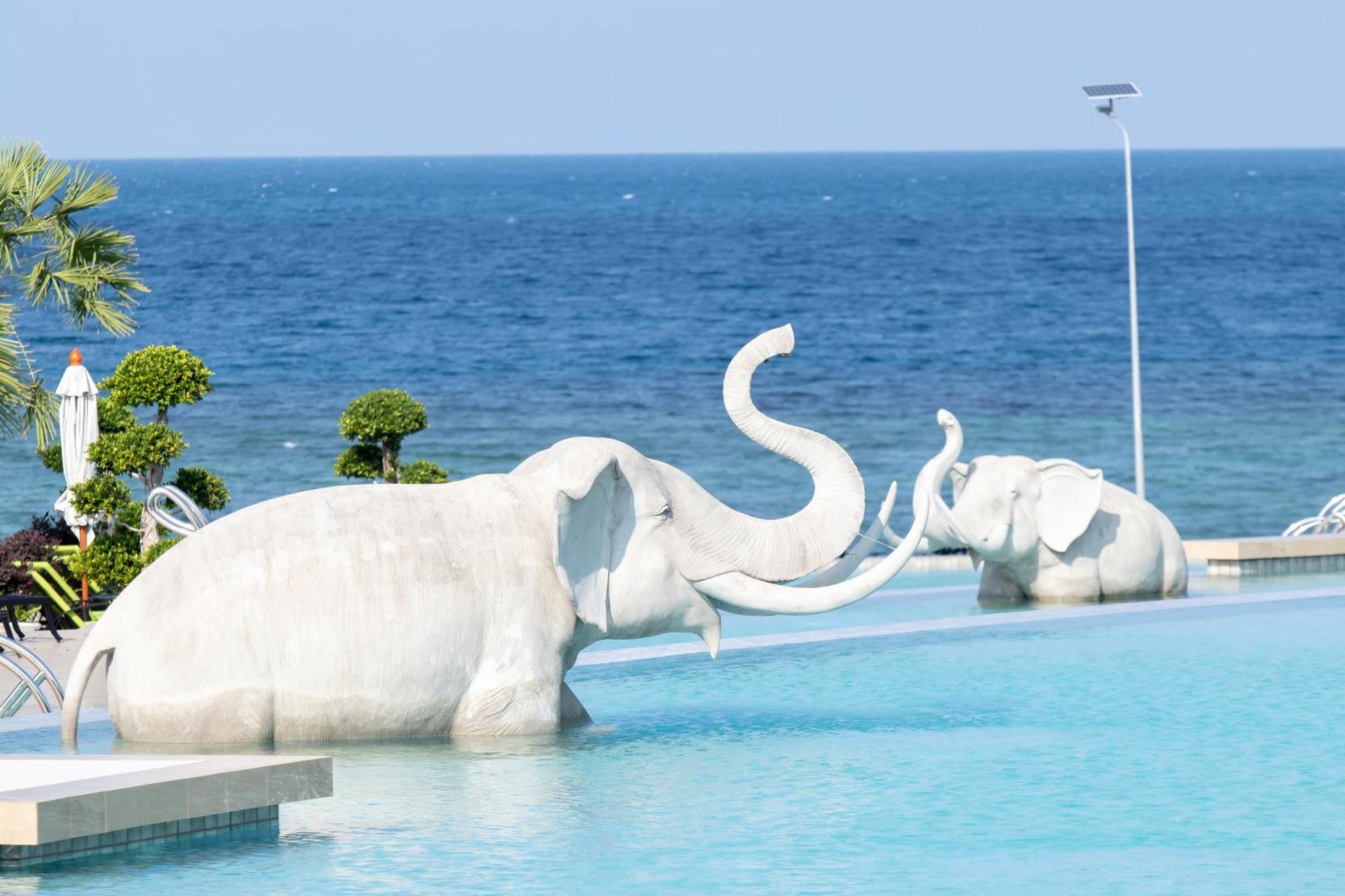 Vannee Golden Sands Beachfront Resort Haad Rin Esterno foto