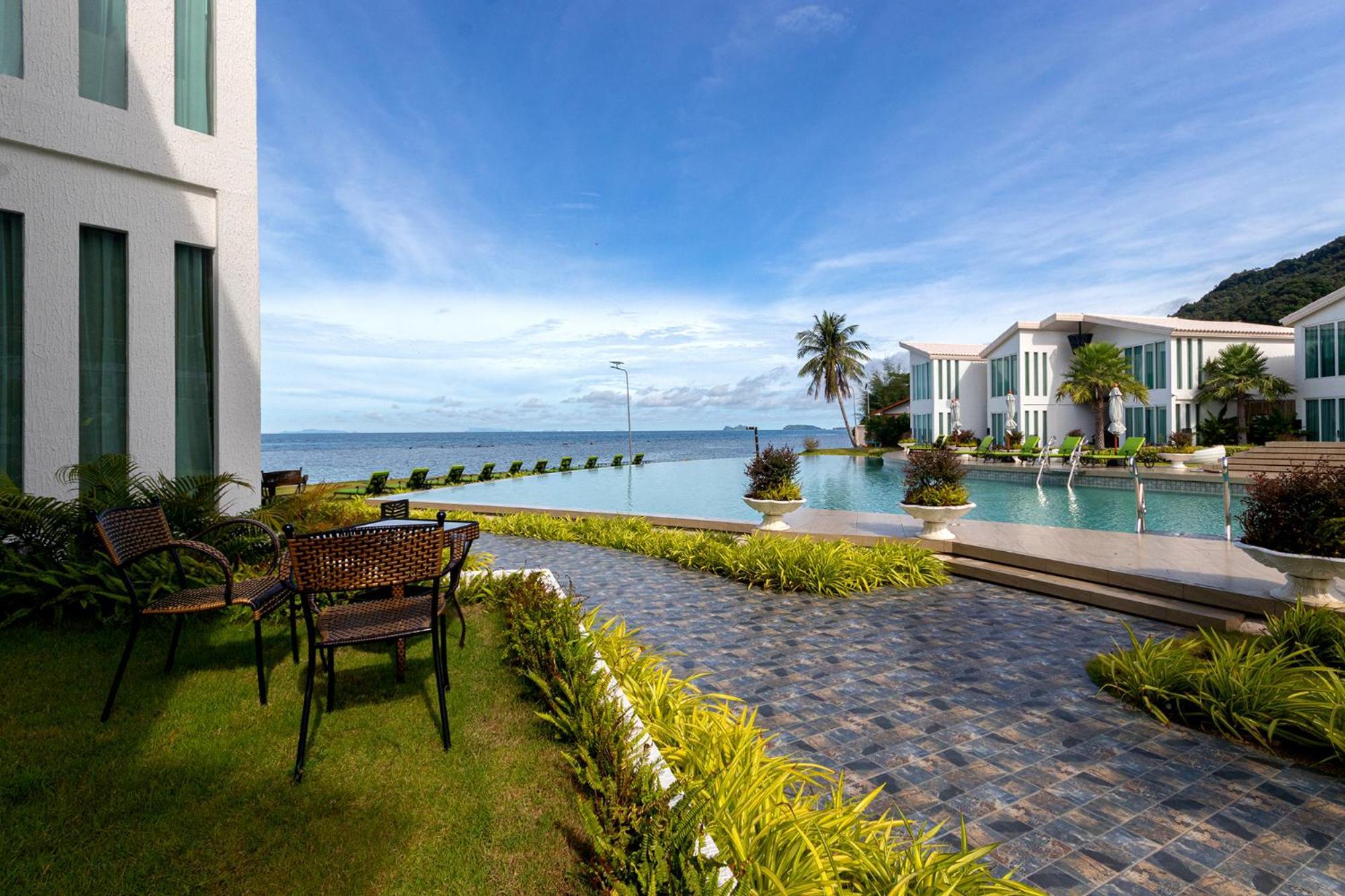 Vannee Golden Sands Beachfront Resort Haad Rin Esterno foto