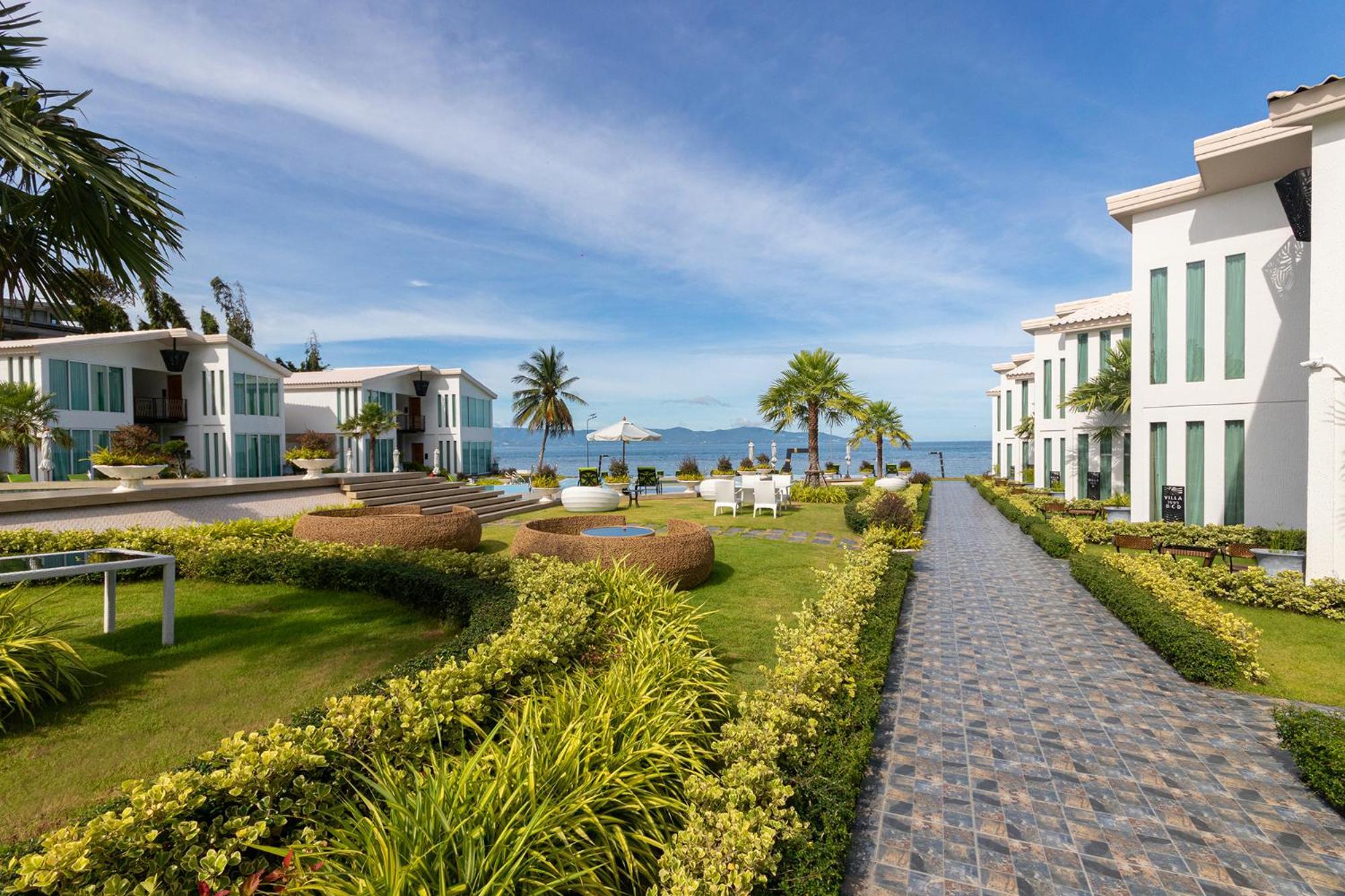 Vannee Golden Sands Beachfront Resort Haad Rin Esterno foto